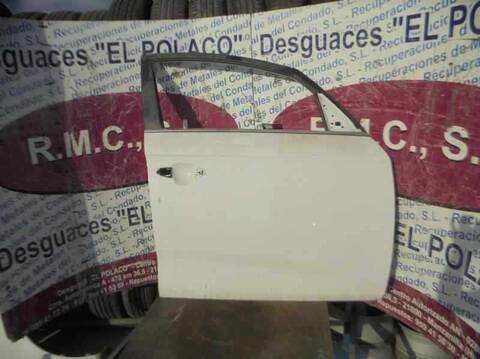 Puerta Delantera Derecha Kia Carens BASIC 116CV 85KW