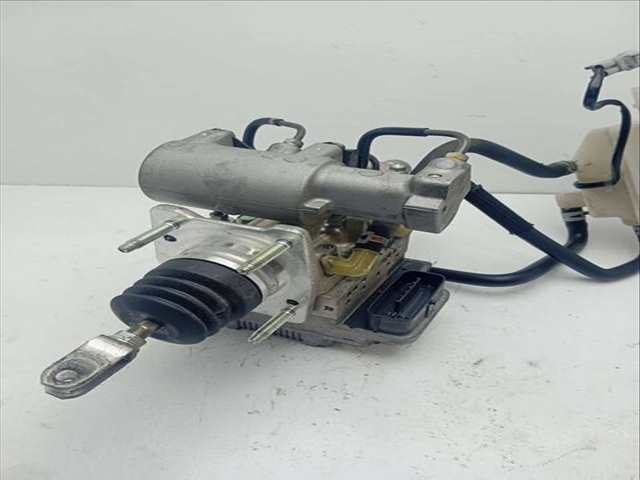 Foto 2ª: Servofreno Toyota Auris HYBRID ACTIVE 99CV 73KW [2ZR] (2011)