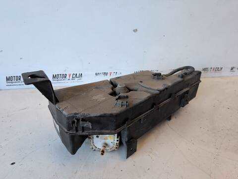 Foto 3ª: Deposito AdBlue Citroen C4 SX 1.6 HDI FAP 111CV