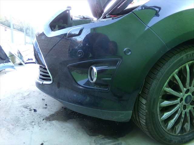 Foto 3ª: Paragolpes Delantero Ford C Max 2.0 TDCI 2010-2014 [UFDB] (2011)