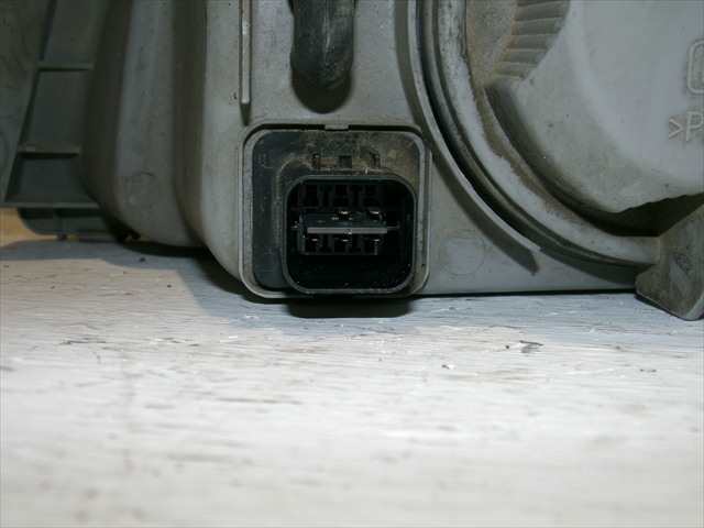 Foto 3ª: Faro Derecho Daewoo Nubira 1.6 G 1997-1999 [A16DMS] (1998)