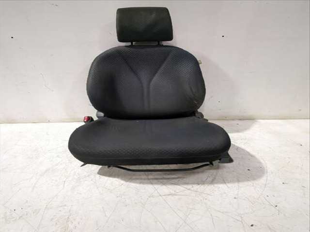 Foto 2ª: Asiento Delantero Izquierdo Toyota Yaris 1.33 VVT-I NSP90_) 100CV [1NR-FE] (2005)