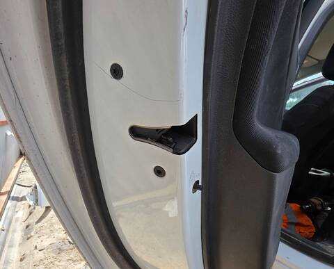Cerradura Puerta Trasera Izquierda Opel Astra DYNAMIC START/STOP 105CV 77KW