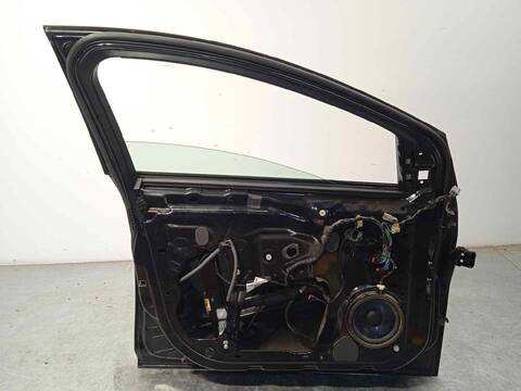 Foto 4ª: Puerta Delantera Izquierda Ford Focus TREND 115CV 85KW [T1DA] (2012)