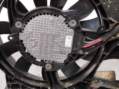 Foto 2ª: Electroventilador Land Rover Range 211CV 155KW [AJ200P] (2019)