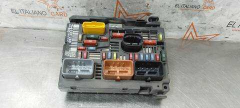 Foto 3ª: Caja Reles Fusibles Peugeot 407 PREMIUM 136CV 100KW [RHRDW10BTED4] (2008)