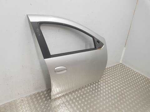 Foto 3ª: Puerta Delantera Derecha Dacia Duster PRESTIGE 109CV (2011)