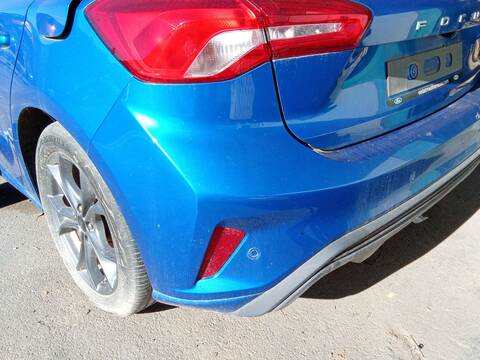 Foto 3ª: Paragolpes Trasero Ford Focus 1.0 ECOBOOST 125CV 92KW [B7DA] (2021)