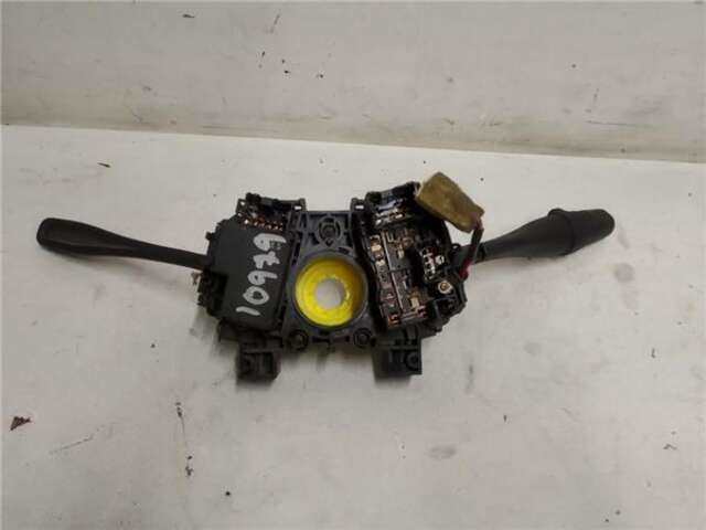 Foto 2ª: Mando Multifuncion Nissan Navara 2.5 16V TURBODIESEL (133 CV) PICK-UP [YD25DDTI]