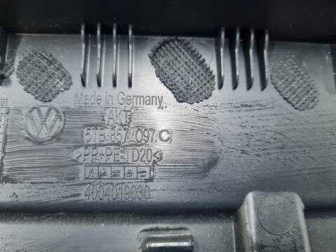 Foto 3ª: Guantera Volkswagen Touran ADVANCE BMT 150CV 110KW [DTSB] (2021)