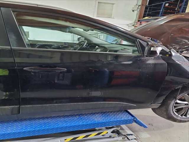Foto 1ª: Puerta Delantera Derecha Hyundai ix35 1.7 CRDI 116CV 85KW [D4FD] (2015)