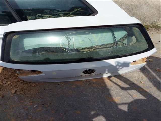 Portón Volkswagen Passat 2.0 TDI
