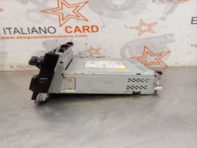 Foto 2ª: Sistema GPS Renault Clio ZEN 89CV 66KW [H4B A4] (2015)