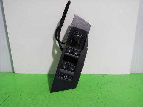 Foto 2ª: Botonera Elevalunas Volkswagen T-Cross ADVANCE 95CV [DKLA  DUSB  CHZL  DL] (2016)