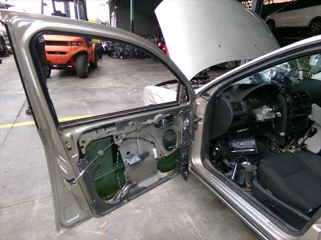 Foto 2ª: Puerta Delantera Izquierda Ford Mondeo 2.0 TDCI 2000-2007 [HJBB] (2005)