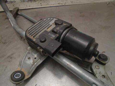 Foto 4ª: Motor Limpia Delantero Volkswagen Passat BLUEMOTION BERLINA 110CV 81KW [CBD] (2009)