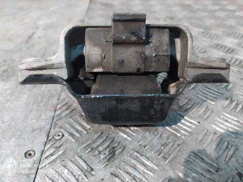 Foto 3ª: Cuna de Motor Seat Leon EMOCION 86CV 63KW [CGG] (2011)