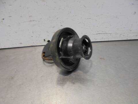 Foto 3ª: Tapa Exterior Combustible Citroen Xsara 1.9D PREMIER BERLINA 69CV 51KW [WJY] (2002)