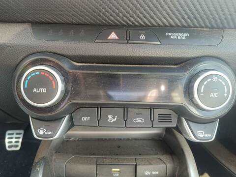 Mando Climatizador Kia Stonic TECH 101CV 74KW