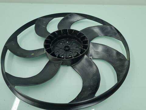 Foto 4ª: Electroventilador Audi Q3 35 TDI ADVANCED 150CV 110KW [DTSB] (2023)