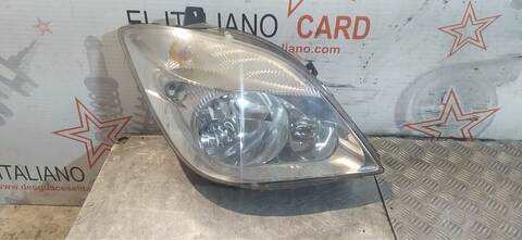 Foto 1ª: Faro Derecho Mercedes Sprinter 3.0 CDI CAT 190CV 140KW CAJA ABIERTA [642896] (2011)