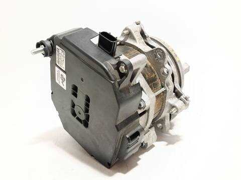 Foto 3ª: Alternador Mazda 3 SEDAN 2.5 E-SKYACTIV-G 140CV 103KW [PY] (2025)