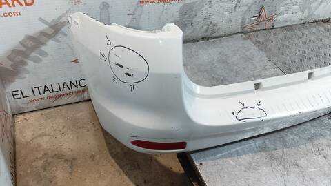 Foto 3ª: Paragolpes Trasero Dacia Logan AMBIANCE 68CV 50KW [K9K K7] (2010)