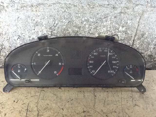 Foto 1ª: Cuadro de Instrumentos Peugeot 406 2.0 HDI [RHZ] (2002)