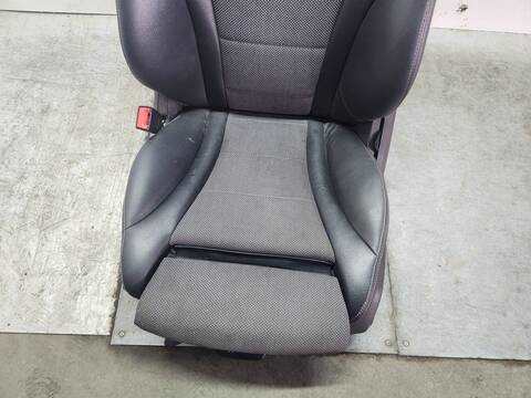 Foto 4ª: Asiento Delantero Izquierdo Mercedes Clase C 160 C 250 T CDI 4MATIC BLUETEC 205.209) 204CV 150KW FAMILIAR [651921] (2014)
