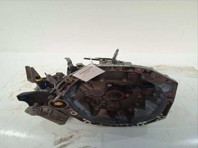 Foto 1ª: Caja Cambios Renault Clio 1.5 DCI DIESEL 64CV 47KW [K9K740] (2010)