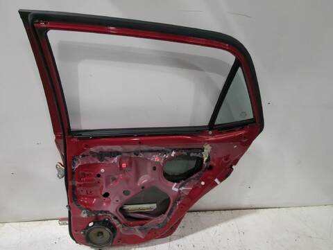 Foto 3ª: Puerta Trasera Derecha Toyota Auris 1.33 DUAL-VVTI NRE150_) 101CV [1NR-FE] (2006)