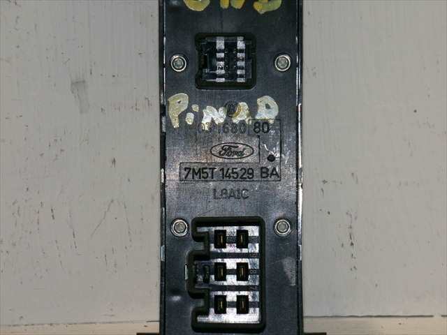 Foto 4ª: Botonera Elevalunas Ford Focus 1.8 TDCI 2008-2011 [KKDA] (2009)