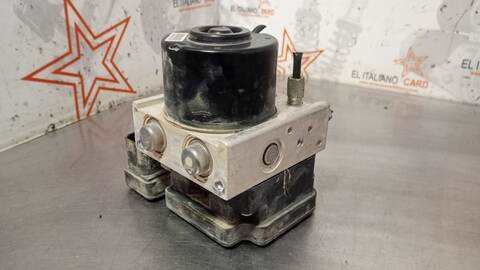 Foto 3ª: Abs Toyota Yaris TS 90CV 66KW [1NDTV] (2010)