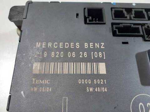 Foto 3ª: Centralita Cierre Centralizado Mercedes Clase C 160 320 - 350 CDI GRAND EDITION 219.322) 224CV 165KW [OM642920] (2006)