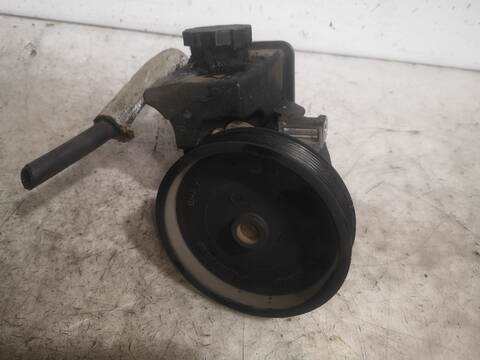 Foto 3ª: Bomba Servodireccion Mercedes Clase C 160 271946 COUPE (2004)