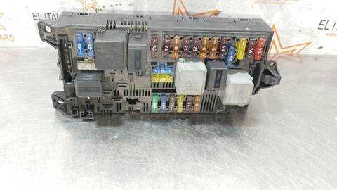 Caja Reles Fusibles Mercedes Clase E 180 E 320 CDI 211.026) BERLINA 204CV 150KW