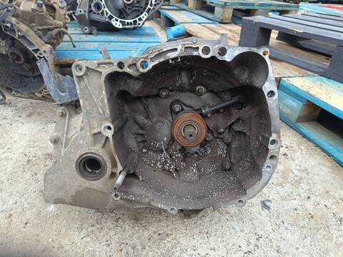 Caja Cambios Renault Clio AUTHENTIQUE 75CV 55KW