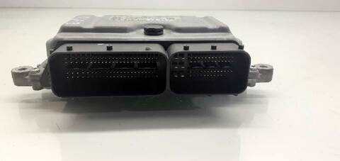Foto 3ª: Centralita Motor ECU Mercedes Clase A 140 A 180 CDI EXCLUSIVE EDITION 169.007) 109CV 80KW [OM640940] (2004)