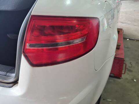 Foto 1ª: Piloto Trasero Derecho Audi A3 1.6 TDI AMBIENTE 105CV 77KW [CAYC] (2010)
