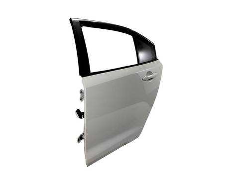 Puerta Trasera Izquierda Toyota Corolla HYBRID ACTIVE