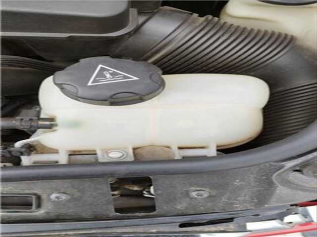 Foto 2ª: Deposito Expansion Mini Mini 1.6 COOPER D [1 6 LTR. - 82 KW DIESEL CAT] 111CV [N47C16A] (2012)