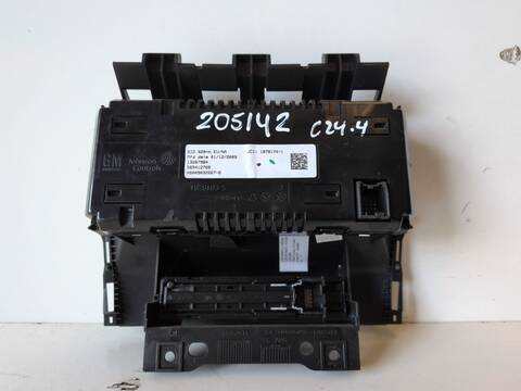 Foto 3ª: Pantalla Multifuncion Opel Astra SPORT 2.0 16V CDTI 160CV (2009)