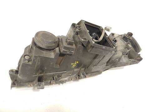 Foto 3ª: Faro Derecho Volvo S80 D5 163CV 120KW [D5244T] (2005)