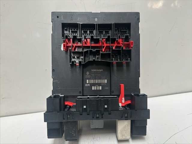 Caja Reles Fusibles Volkswagen Passat 2.0 TDI