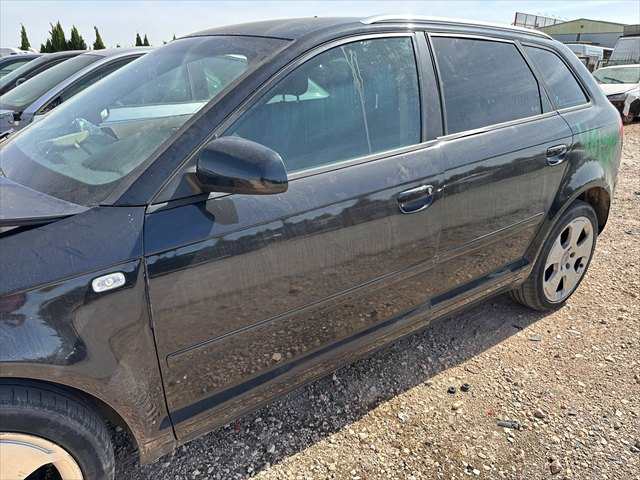 Foto 2ª: Puerta Delantera Izquierda Audi A3 2.0 TDI [BKD] (2005)