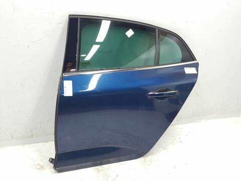 Foto 3ª: Puerta Trasera Izquierda Renault Megane TECH ROAD 101CV [H5F408] (2015)