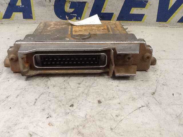 Foto 1ª: Centralita Motor ECU Renault Kangoo 1.9 D 65CV [F8Q630] (1998)