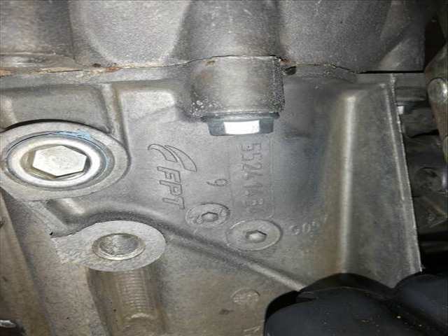 Foto 2ª: Caja Cambios Fiat 500 169A4000 (2015)