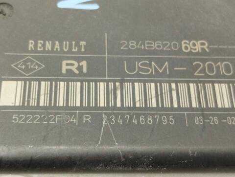 Foto 3ª: Caja Reles Fusibles Renault Megane D III BERLINA 5P DYNAMIQUE [H5F A4] (2013)
