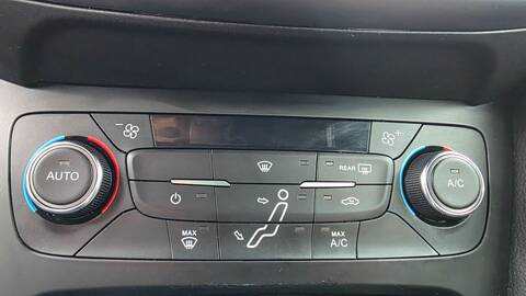 Mando Climatizador Ford Focus ST-LINE R B 125CV 92KW